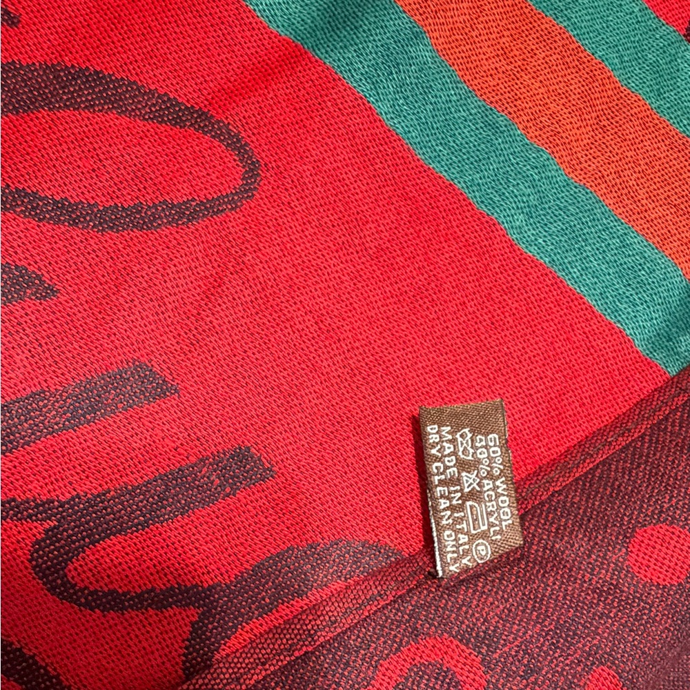 Gucci Red and Black Logo scarf - Picture 6 of 7